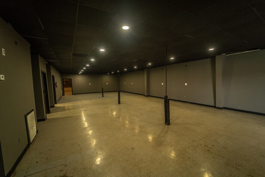 More Photos Of 3011 Houston Hwy, Victoria Warehouse For Lease