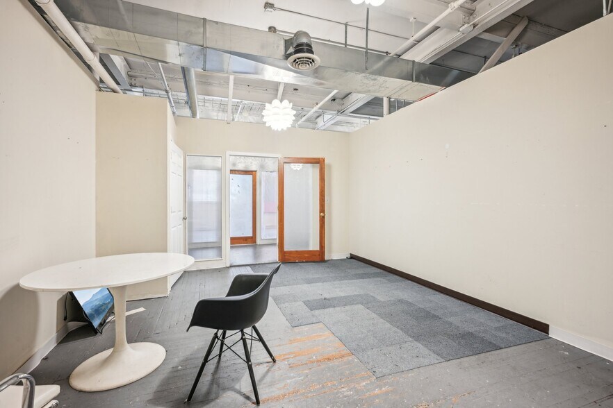 More Photos Of 1027 S Clinton Ave, Trenton Office For Sale