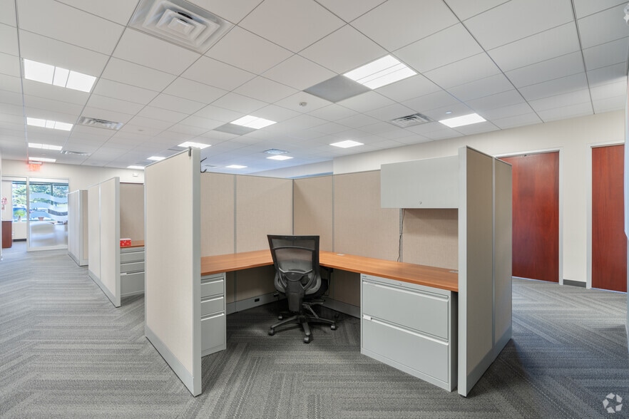 More Photos Of 100 Corporate Center Dr, Camp Hill Medical For Sale