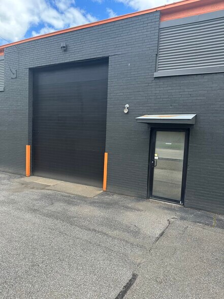 More Photos Of 3114 William Flynn Hwy, Glenshaw Warehouse For Lease