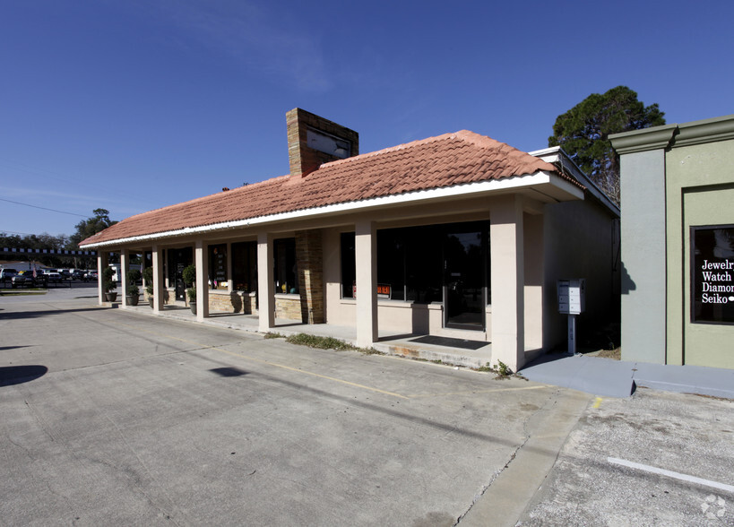 Primary Photo Of 98 S Us-17-92 Hwy, Debary Storefront Retail Residential For Sale