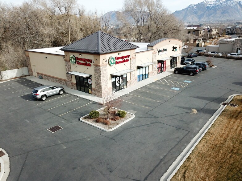 More Photos Of 968 W South Jordan Pky, South Jordan Freestanding For Lease