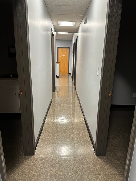 More Photos Of 8180 Dream St, Florence Office For Lease
