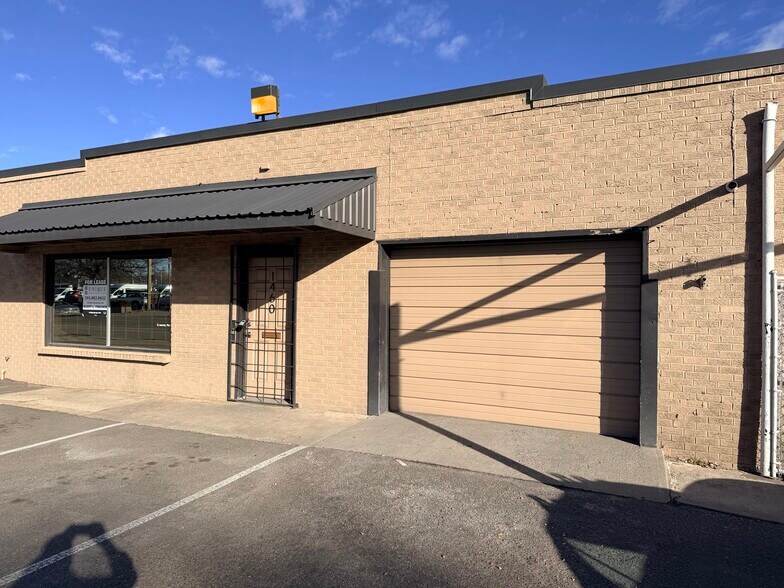More Photos Of 1460 Brentwood St, Lakewood Industrial For Lease