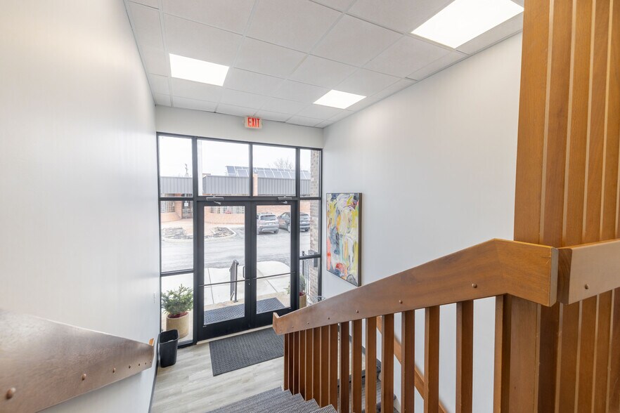 More Photos Of 1600 Kingsway Ct, Trenton Medical For Sale