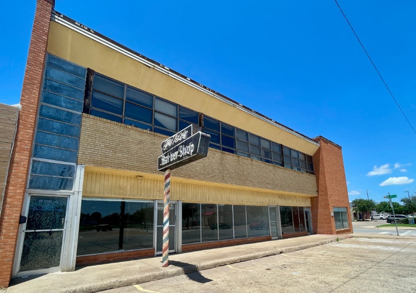 Primary Photo Of 610-612 E Main St, Grand Prairie Storefront Retail Office For Sale