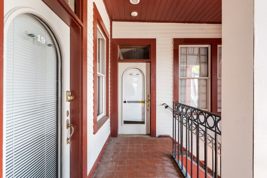 More Photos Of 164 Westford Rd, Tyngsborough Office For Sale