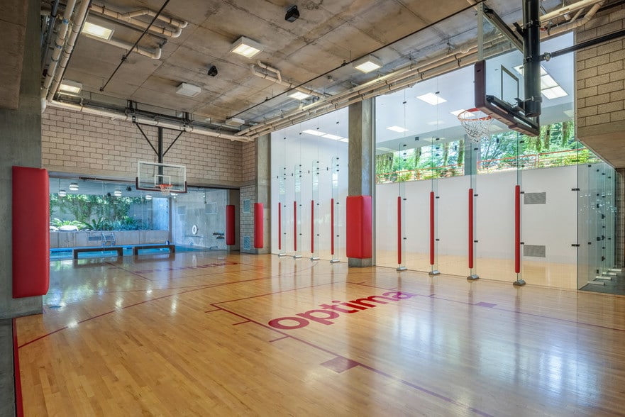 More Photos Of 6895 E Camelback Rd, Scottsdale Apartments For Lease