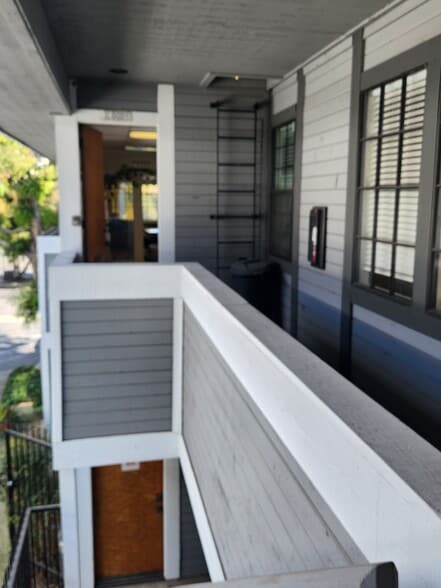 More Photos Of 960 W 17th St, Santa Ana Office For Sale