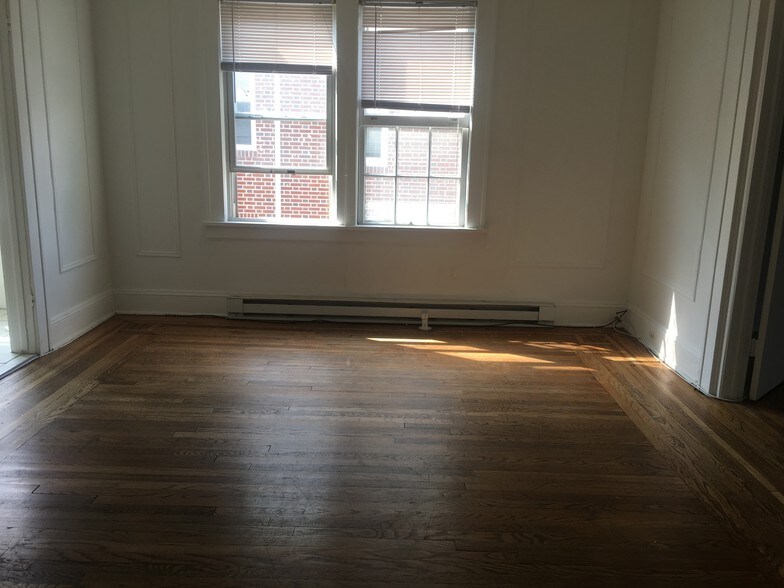 More Photos Of 28 Hale St, New Brunswick Apartments For Sale