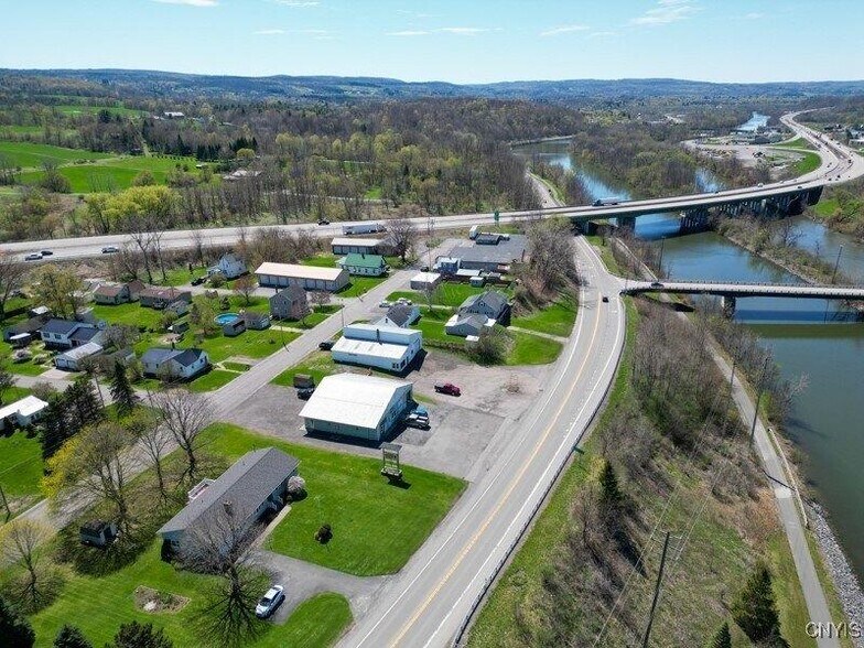 More Photos Of 262 Route 5S St, Mohawk Flex For Sale