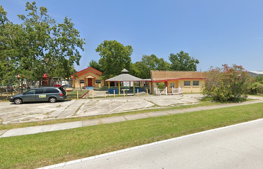 Primary Photo Of 370 N Banana River Dr, Merritt Island Daycare Center For Sale