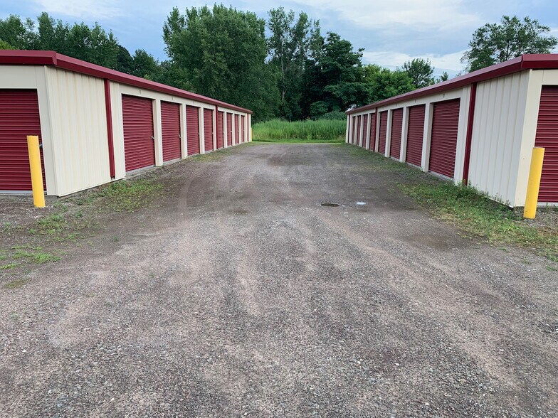 More Photos Of 74 Mitchell, Oswego Self Storage For Sale