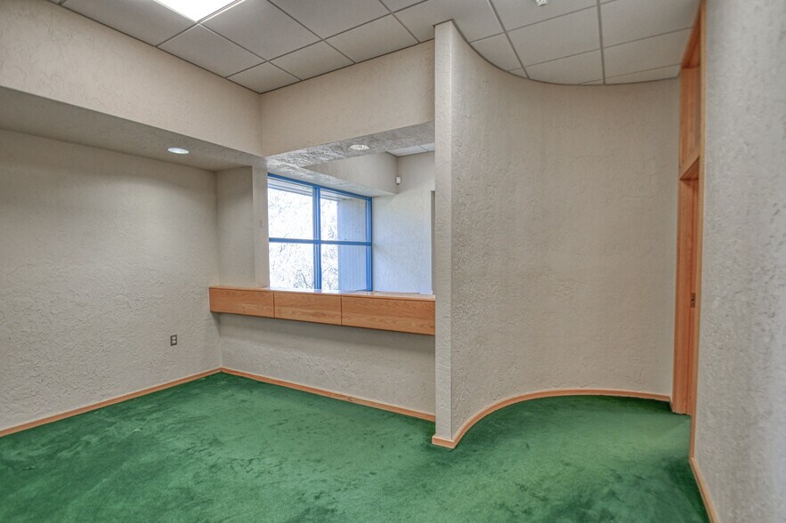 More Photos Of 3280 Marshall Ave, Norman Office For Sale