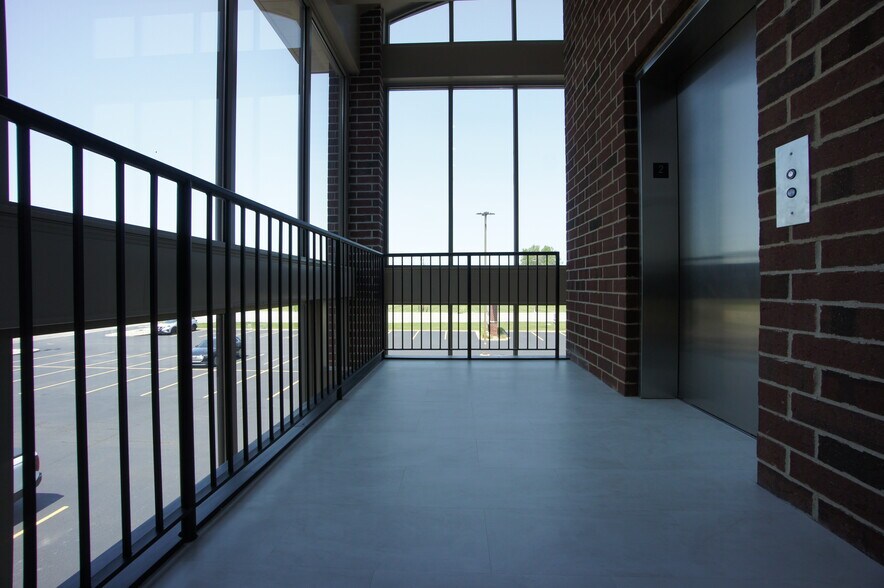 More Photos Of 14785 W 101st Ave, Dyer Medical For Lease