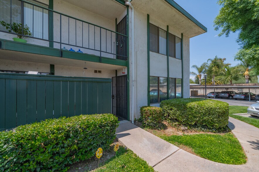 More Photos Of 1735 E Washington St, Colton Apartments For Sale
