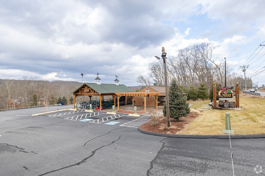 More Photos Of 94 Willimantic Rd, Columbia Restaurant For Sale