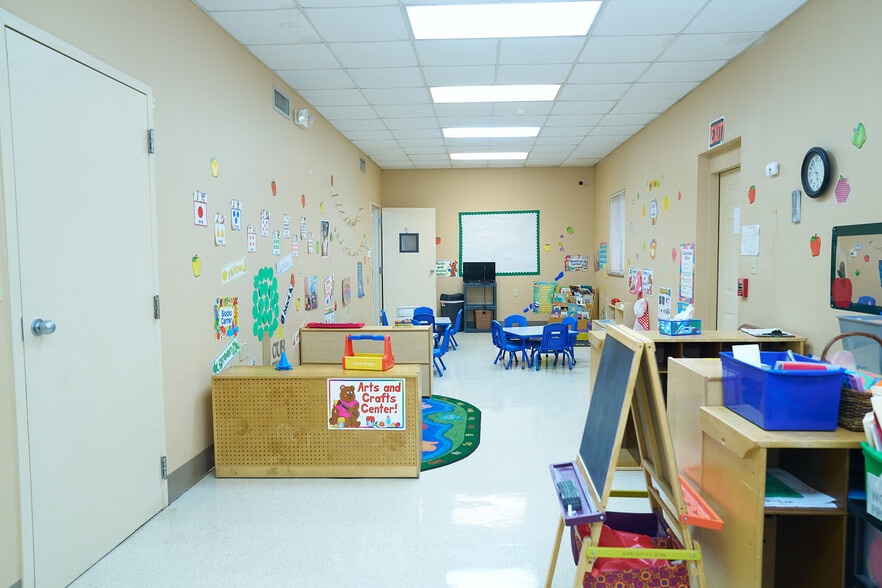 More Photos Of 309 S Scott St, Senatobia Daycare Center For Sale