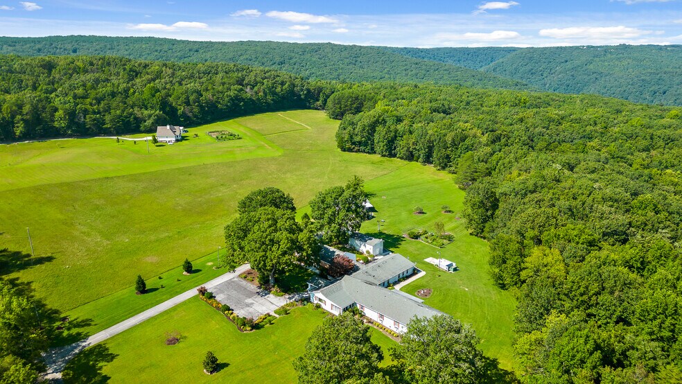 More Photos Of 3872 Brayton Mountain Rd, Graysville Skilled Nursing Facility For Sale