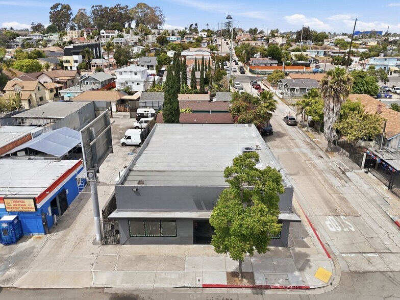 More Photos Of 2692 Imperial Ave, San Diego Storefront For Sale