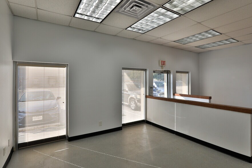 More Photos Of 4728 Goldfield, San Antonio Unknown For Lease