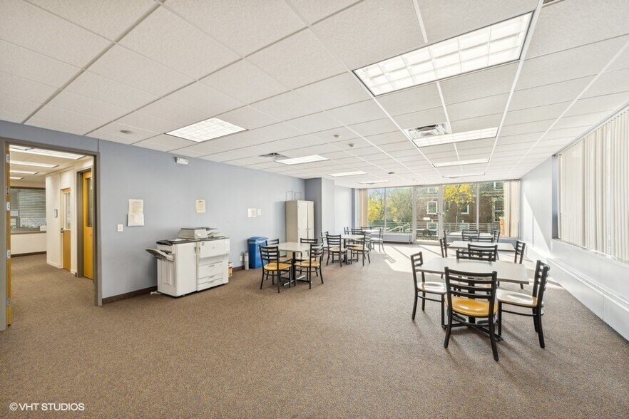 More Photos Of 2304 Park Ave, Minneapolis Medical For Sale