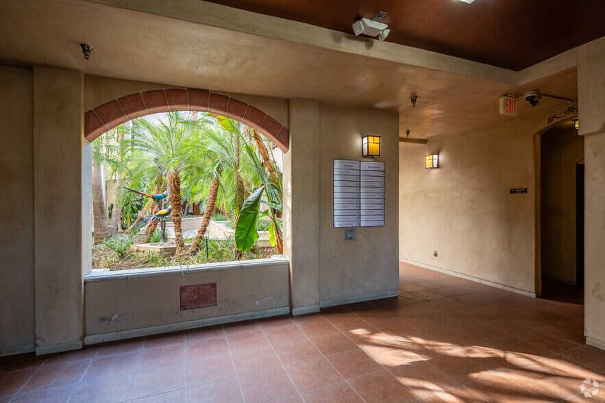 More Photos Of 28348 Roadside Dr, Agoura Hills Office For Lease