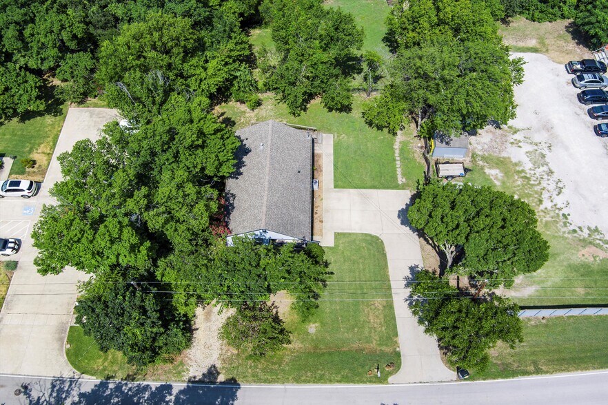 More Photos Of 5017 Colleyville Blvd, Colleyville Office For Sale