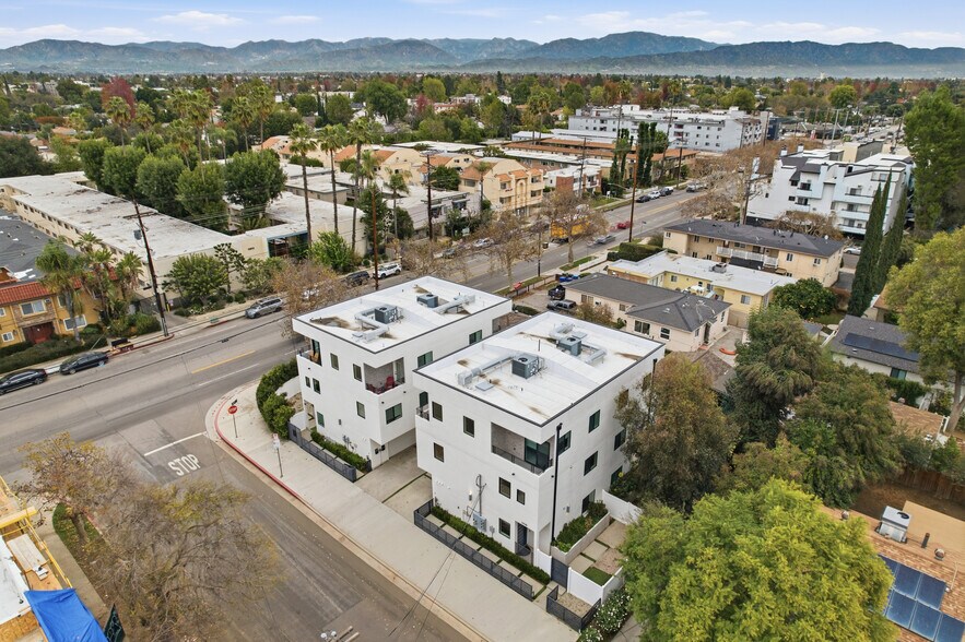 More Photos Of 13822 Oxnard St, Van Nuys Apartments For Sale