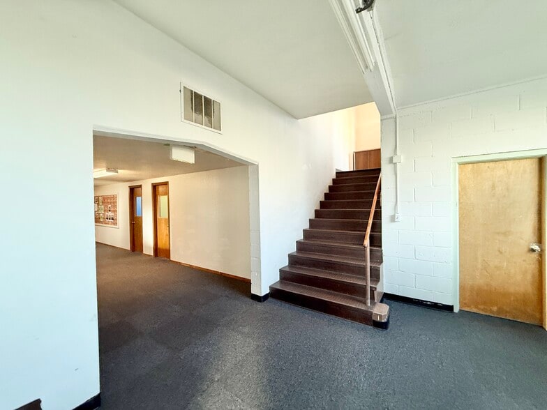 More Photos Of 303 W Clark St, Pasco Religious Facility For Sale