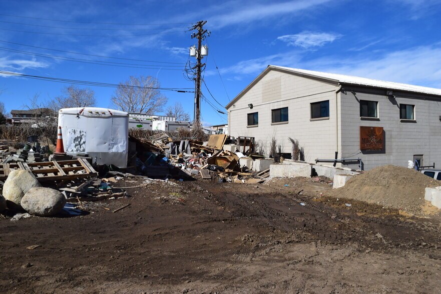 More Photos Of 1125 Depew Ct, Lakewood Unknown For Lease