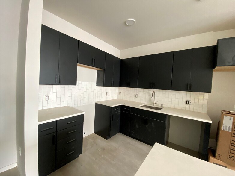 More Photos Of 1020 3rd St N, Minneapolis Apartments For Sale