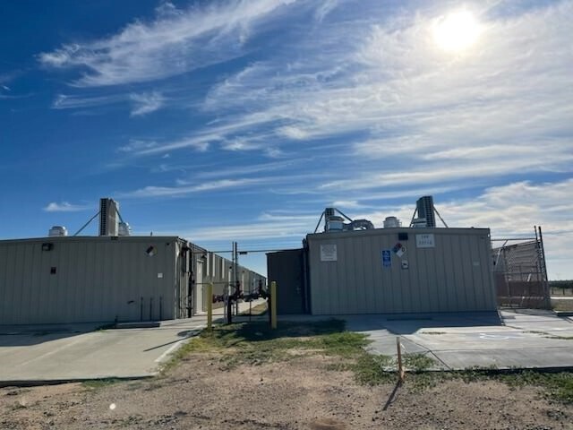 More Photos Of 22510 Curtiss Pl, California City Warehouse For Sale