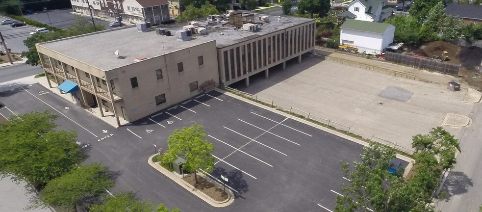 Primary Photo Of 407 Crain Hwy S, Glen Burnie Office For Sale