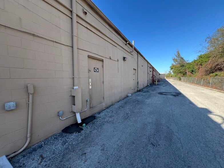 More Photos Of 4740-4780 US Highway 19, New Port Richey Unknown For Lease