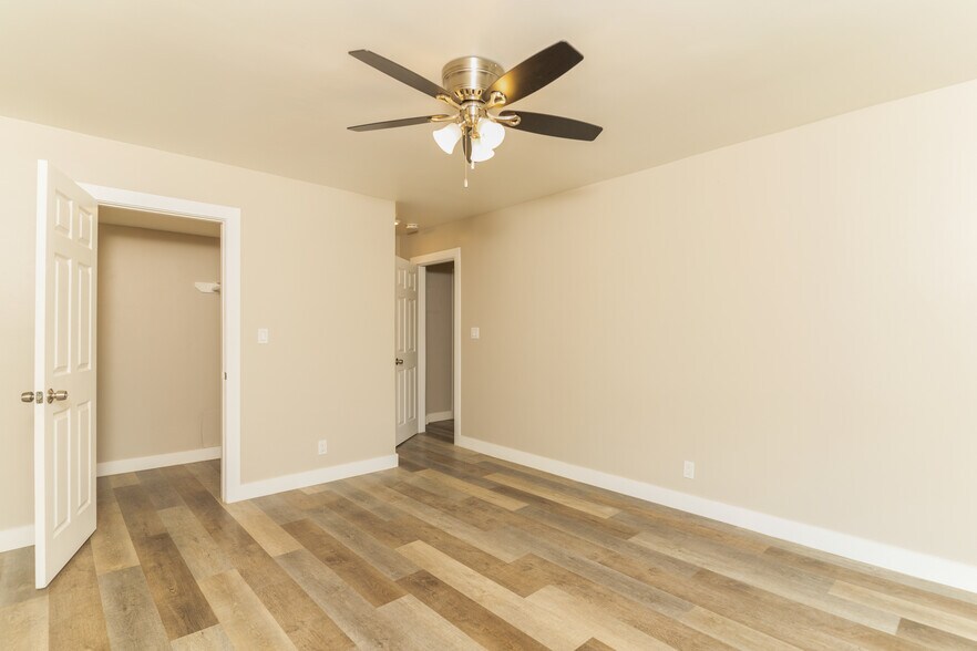 More Photos Of 165 N Michigan Ave, Pasadena Apartments For Sale