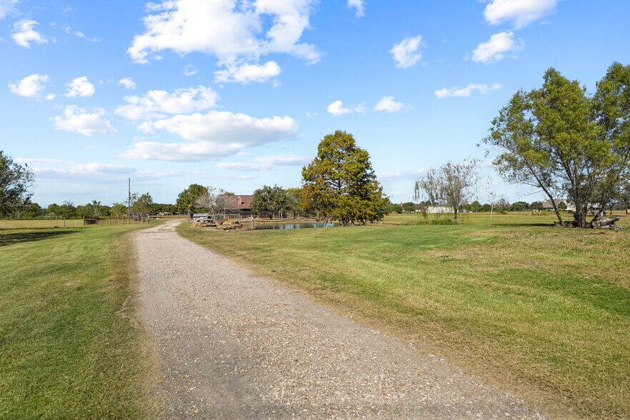 More Photos Of 6710 Boothline Rd, Richmond Land For Sale