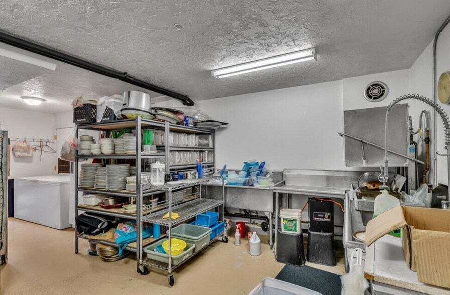 More Photos Of 30400 S Sunray Trl, Worley Lodge Meeting Hall For Sale