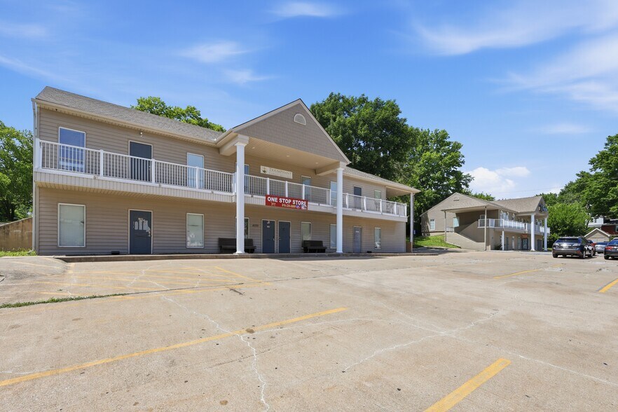 More Photos Of , Kansas City Unknown For Sale