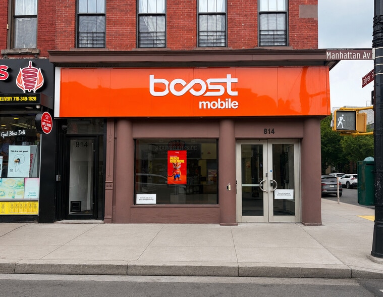 Primary Photo Of 814 Manhattan Ave, Brooklyn Apartments For Lease