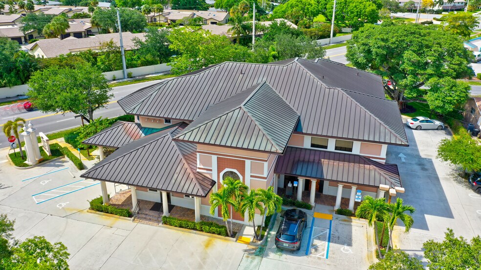 More Photos Of 2314 Seacrest Blvd, Boynton Beach Medical For Lease