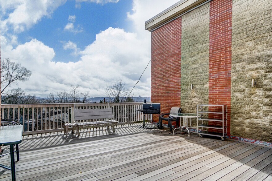 More Photos Of 1668 Glen Parker Ave, Cincinnati Multifamily For Sale