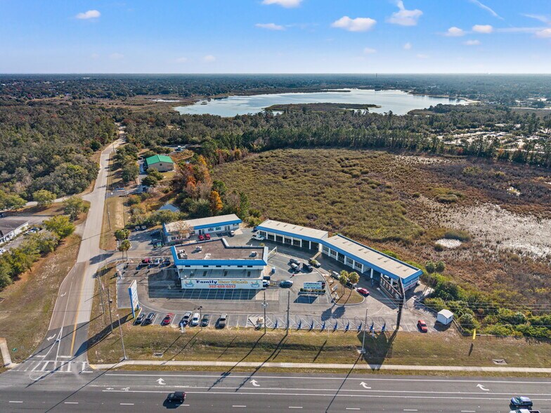 More Photos Of 1108 Commercial Way, Spring Hill Freestanding For Sale