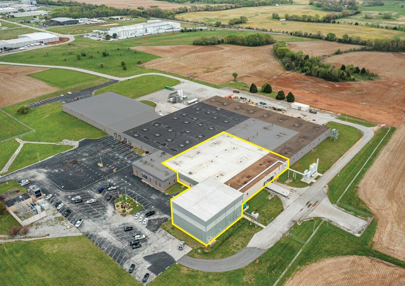 More Photos Of 4720 Bowling Green Rd, Franklin Service For Lease