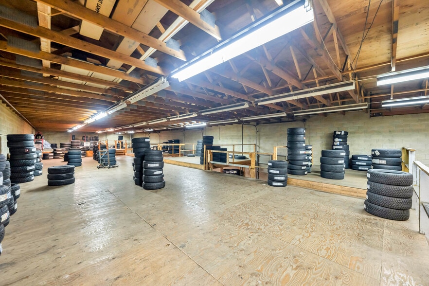 More Photos Of 20010 Industrial Av, Langley Warehouse For Sale