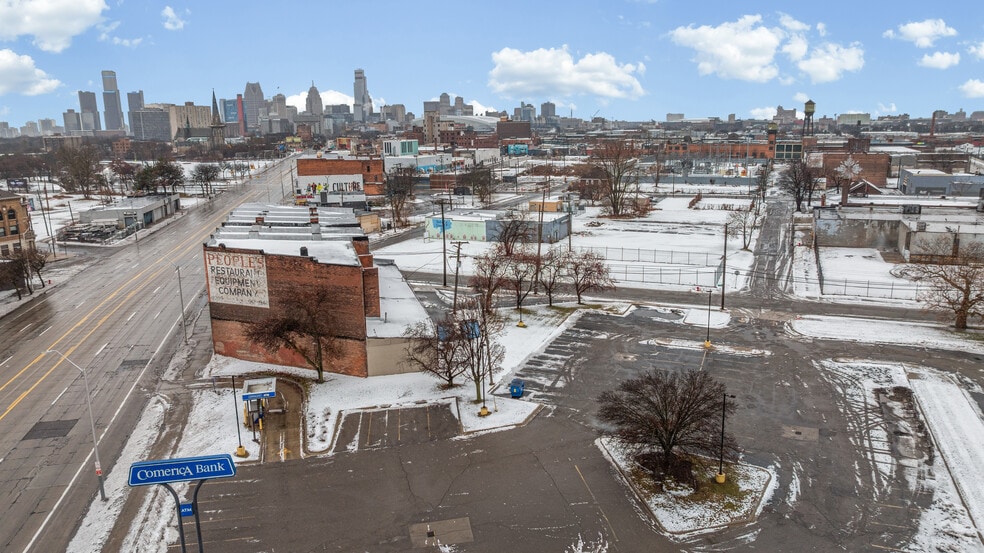 More Photos Of 2211 Gratiot Ave, Detroit Office For Sale