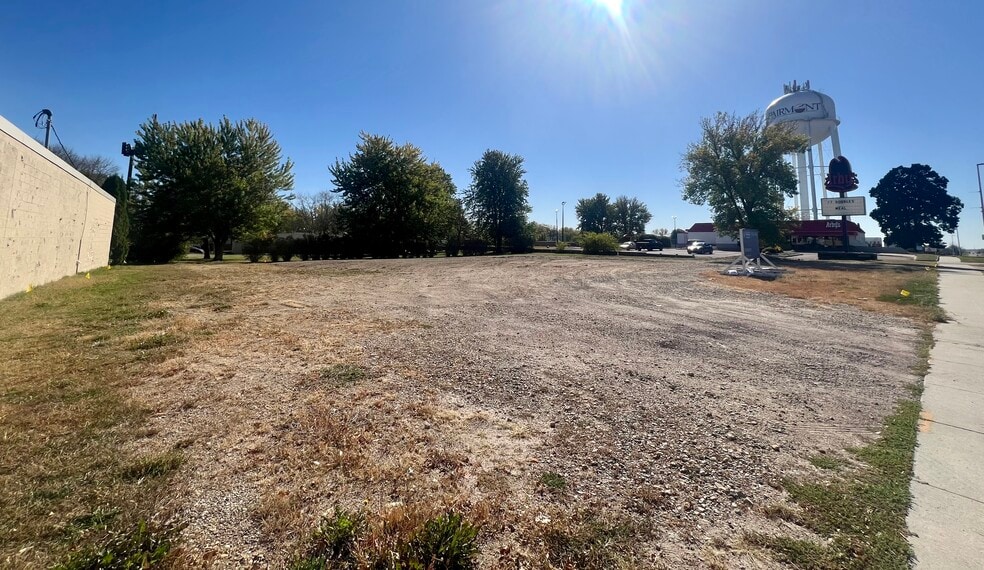 More Photos Of 415 S State St, Fairmont Land For Sale