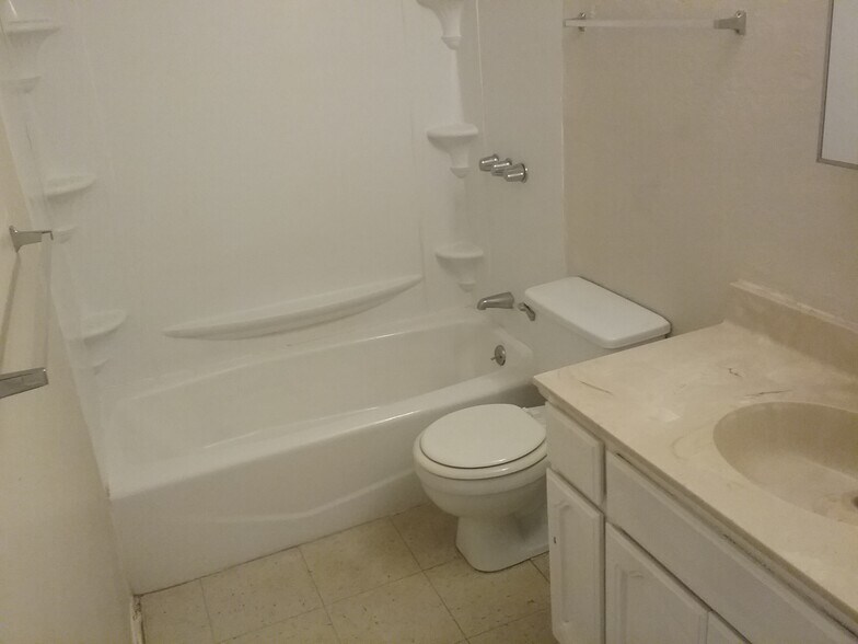 More Photos Of 5038 N 18th Ave, Phoenix Multifamily For Sale