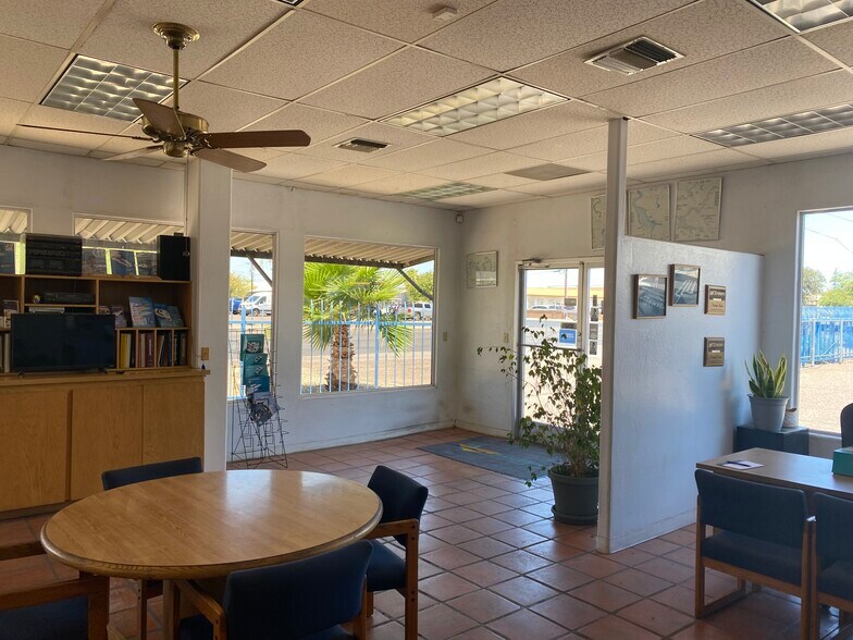 More Photos Of 9801 N 19th Ave, Phoenix Service For Sale