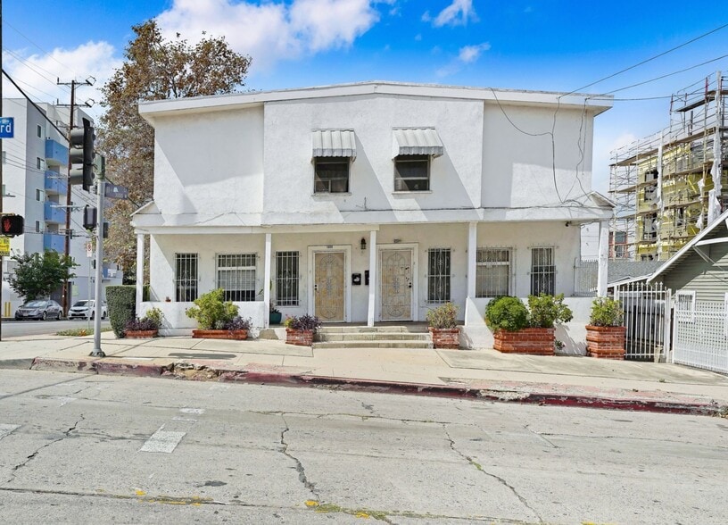 Primary Photo Of 1059 S Harvard Blvd, Los Angeles Apartments For Sale